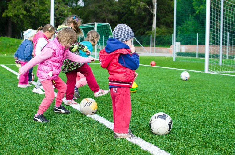 Fun and Physical Outdoor Activities for Preschoolers – Keep your kids busy